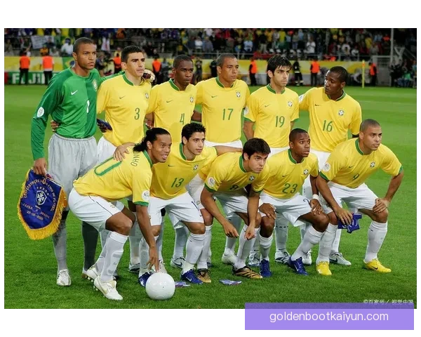 罗纳尔迪尼奥近期状态回暖，展现出强大的竞争力和技术水平